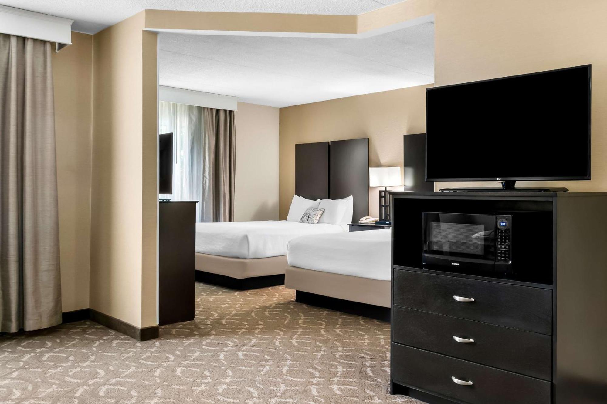 Best Western Okemos/East Lansing Hotel & Suites Exterior foto