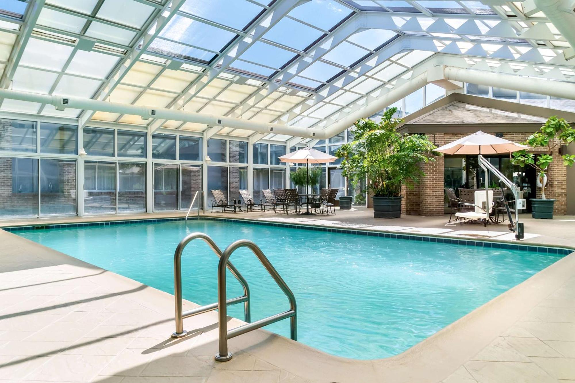 Best Western Okemos/East Lansing Hotel & Suites Exterior foto